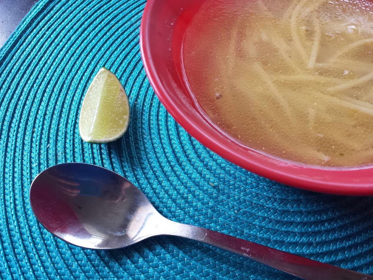 sopa de pollo chicken soup